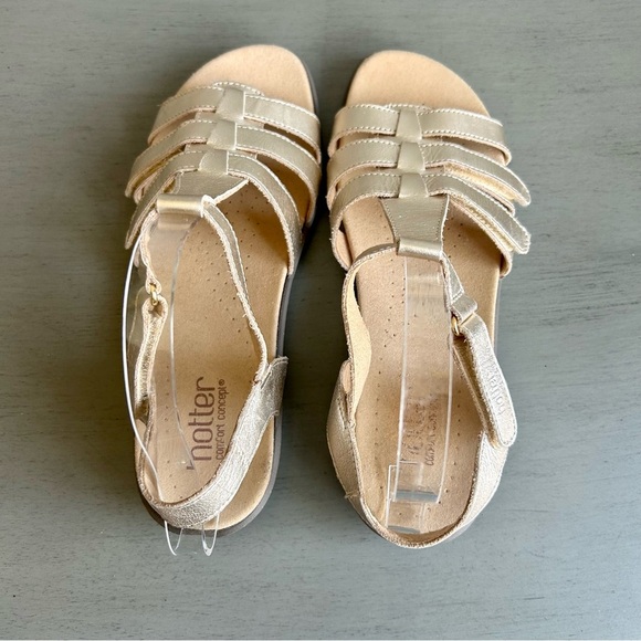 Hotter Sol Sandals Gold T Strap Leather Size 9 Strappy Leather Comfort Neutral - Picture 7 of 12